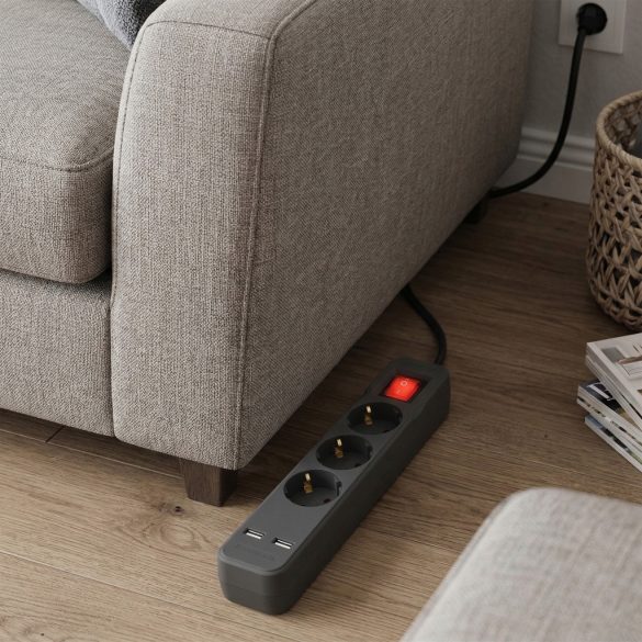 Entac USB-s Kapcsolós Elosztó 3 Aljzat, 2×USB-A, 1,5 m, Fekete