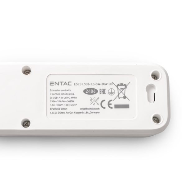 Entac USB-s Kapcsolós Elosztó 3 Aljzat, 2×USB-A + 1×USB-C, 1,5 m